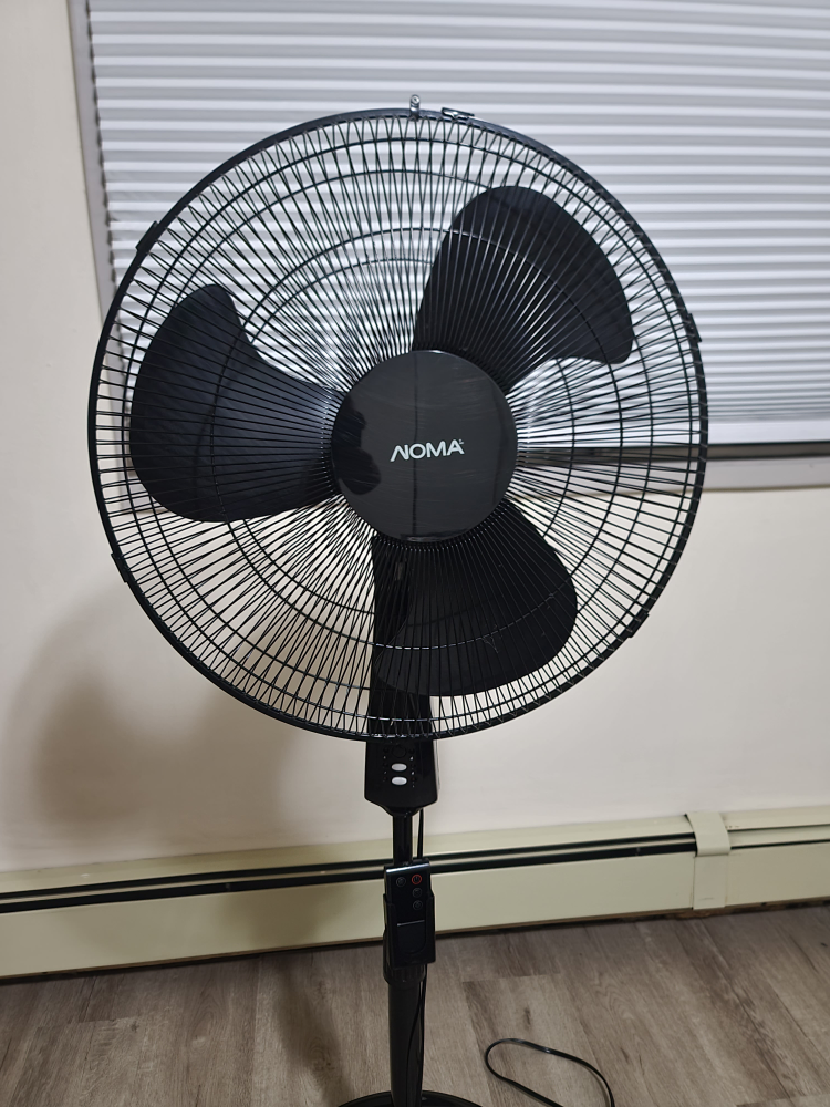 Noma Oscillating Stand Fan - photo 4