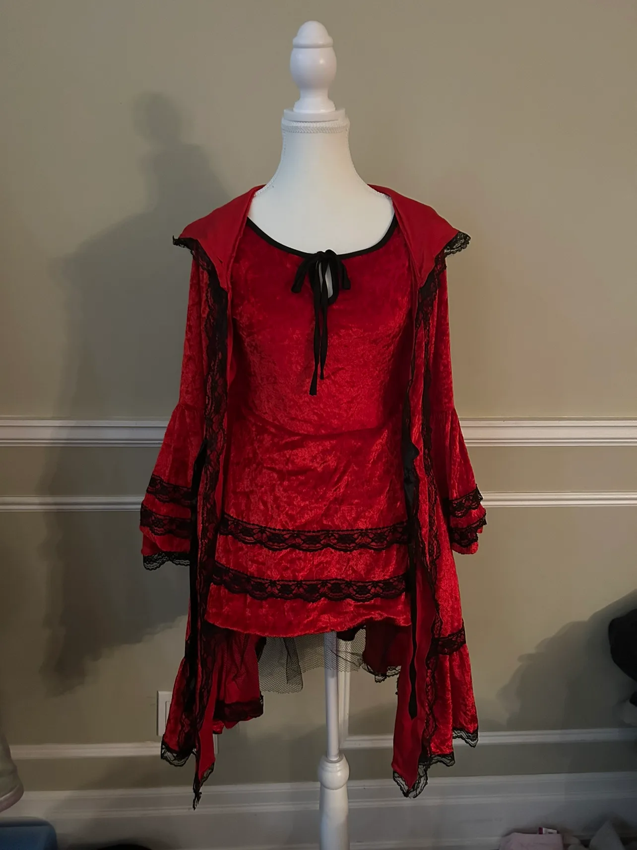 Red Riding Hood Costume image indicator(3)