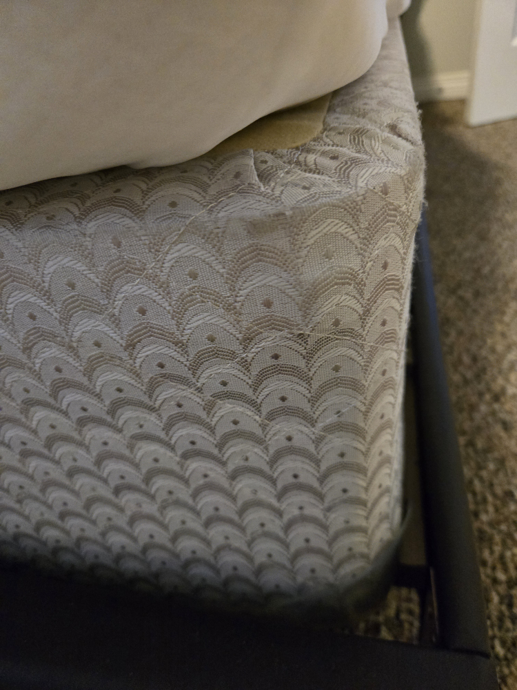 Queen Mattress - photo 2