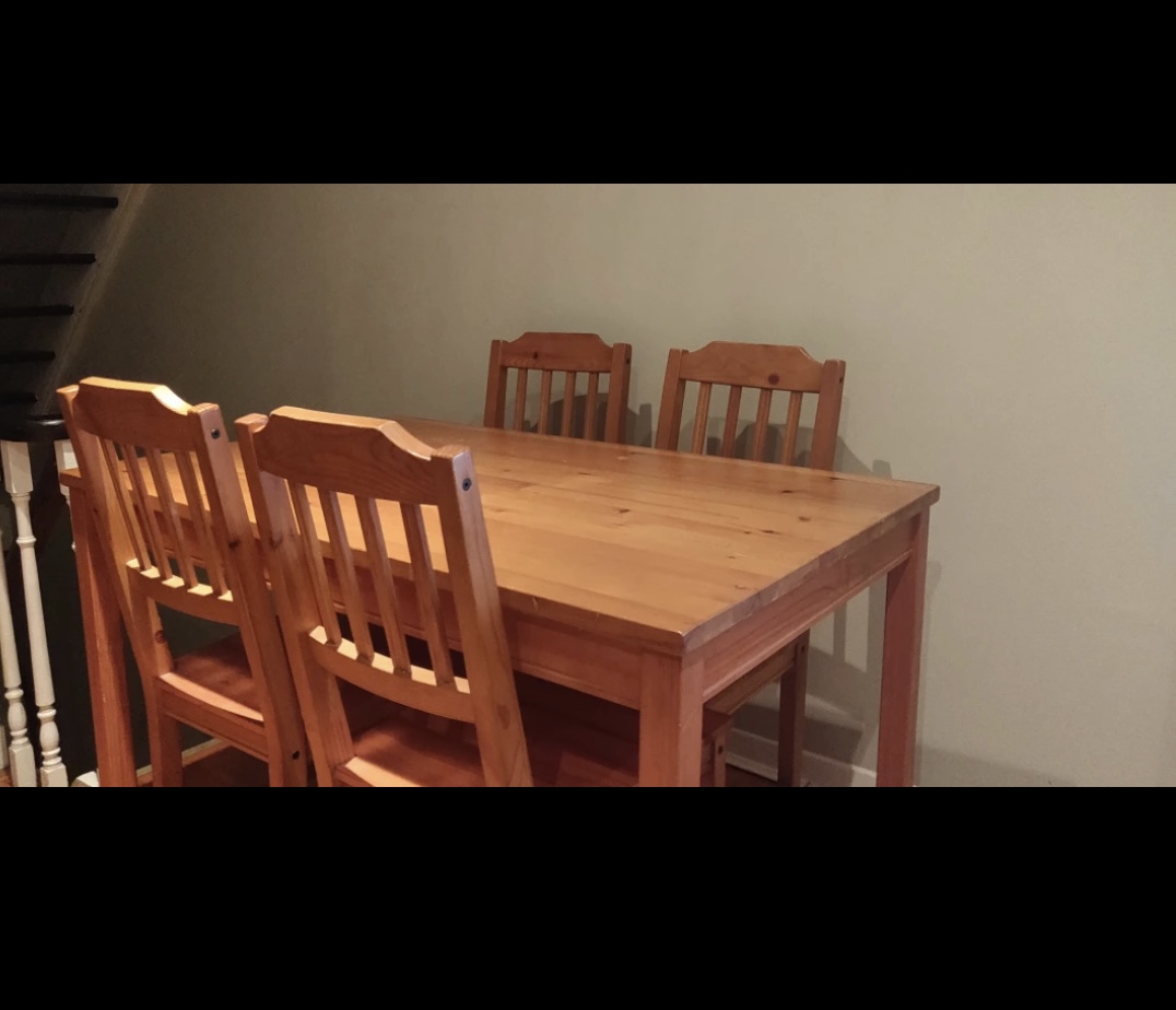 SALE - IKEA Dining Table (4 Seater). Dismantled. - photo 3