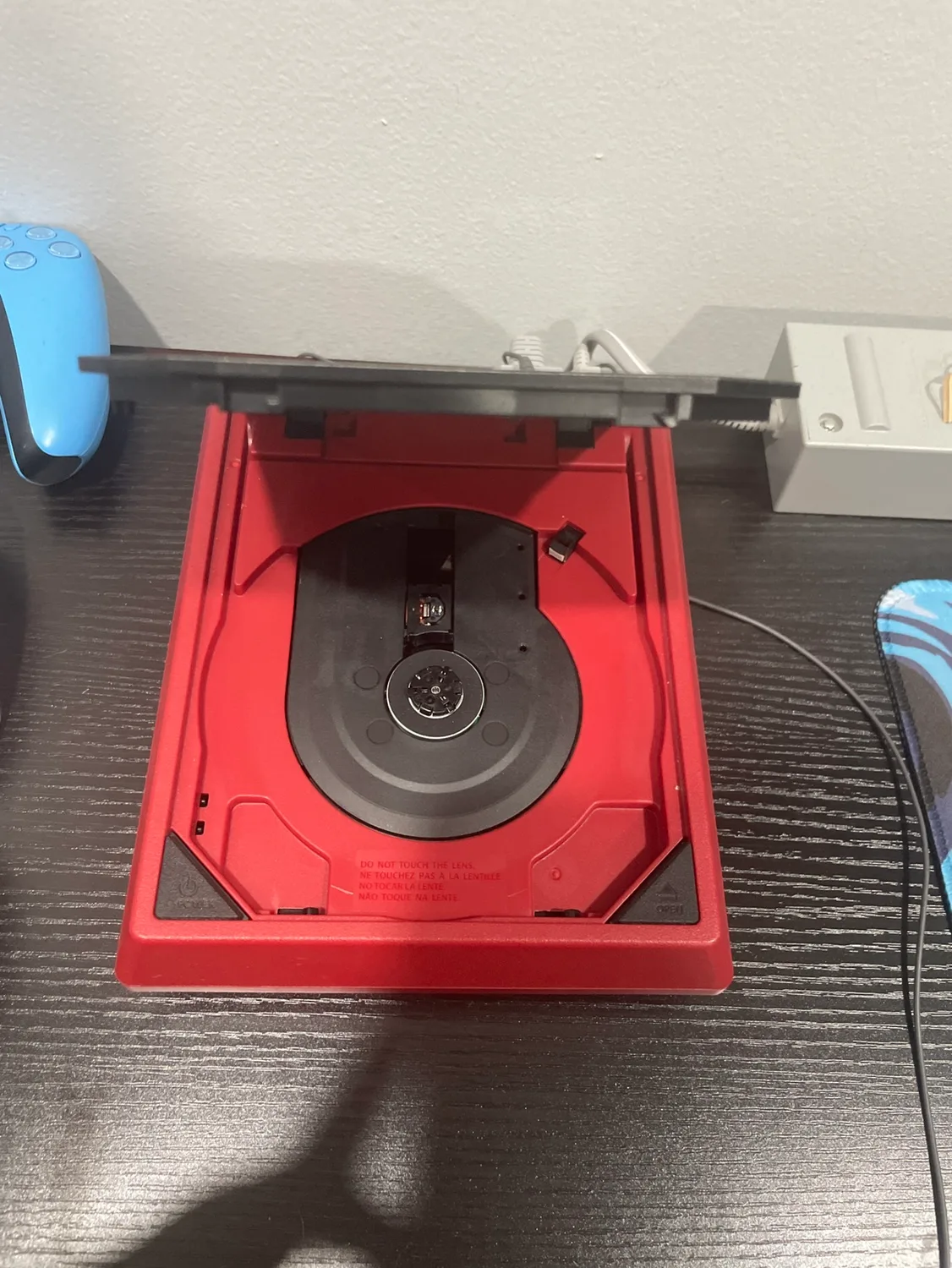 Nintendo Wii Red Mini (all cords and controller) image indicator(2)