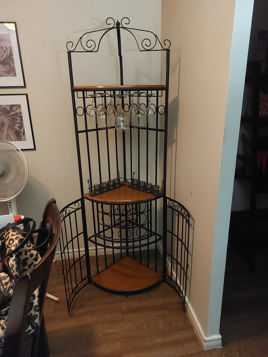 Corner Wine/Bar  Rack