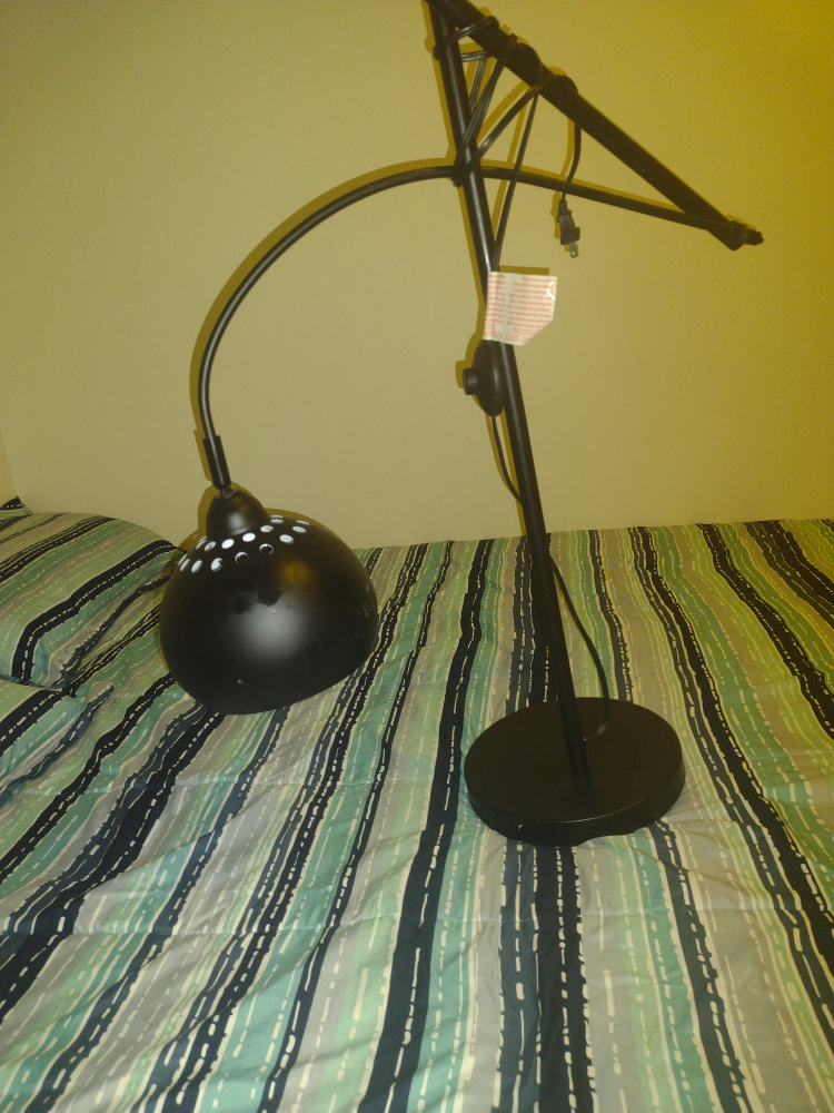 black floor lamp - photo 2