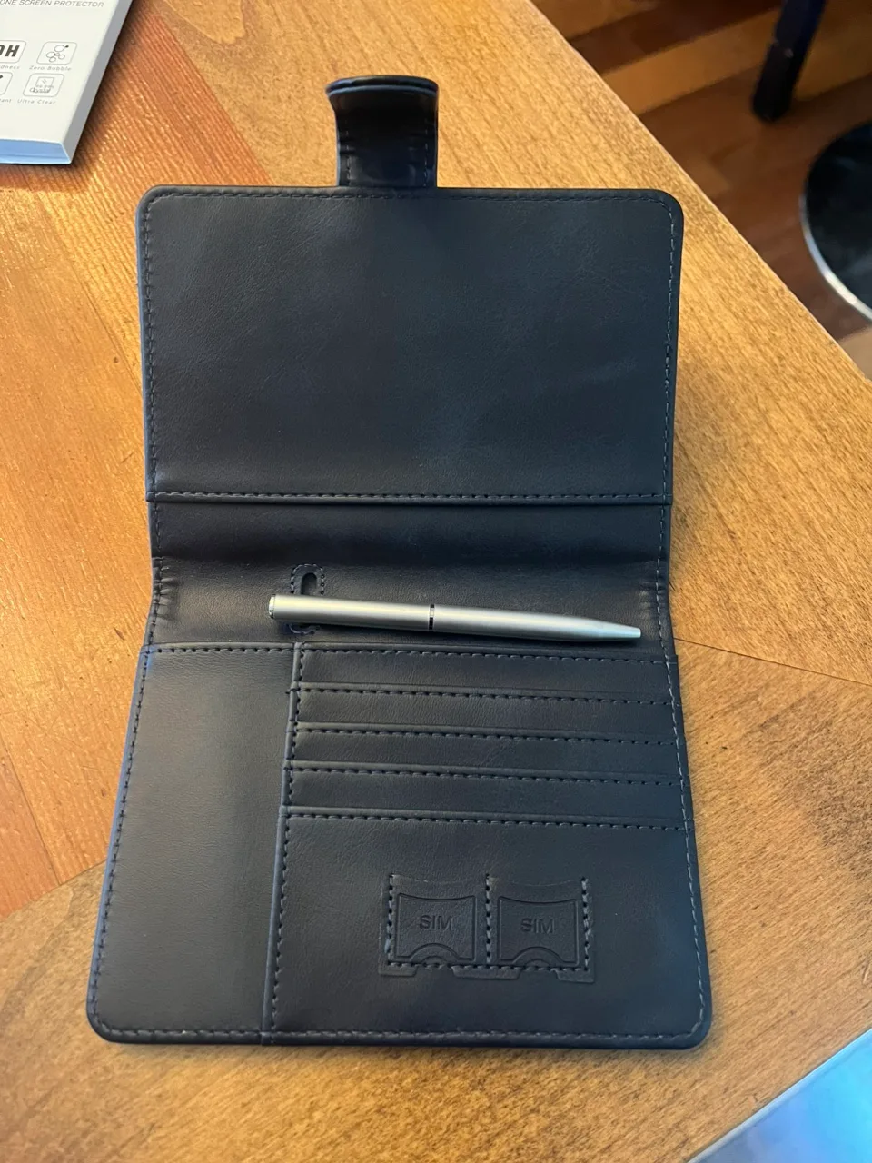 RFID Blocking Passport Holder image indicator(3)