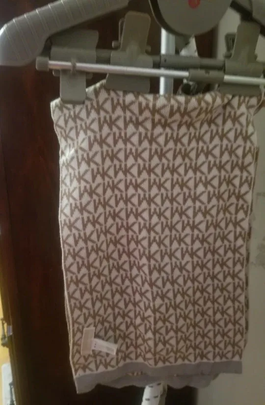 Michael Kors Scarf thumbnail