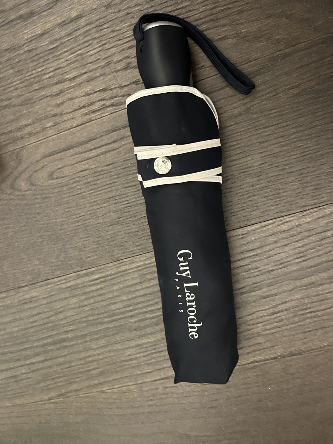 Two Umbrellas - photo 2