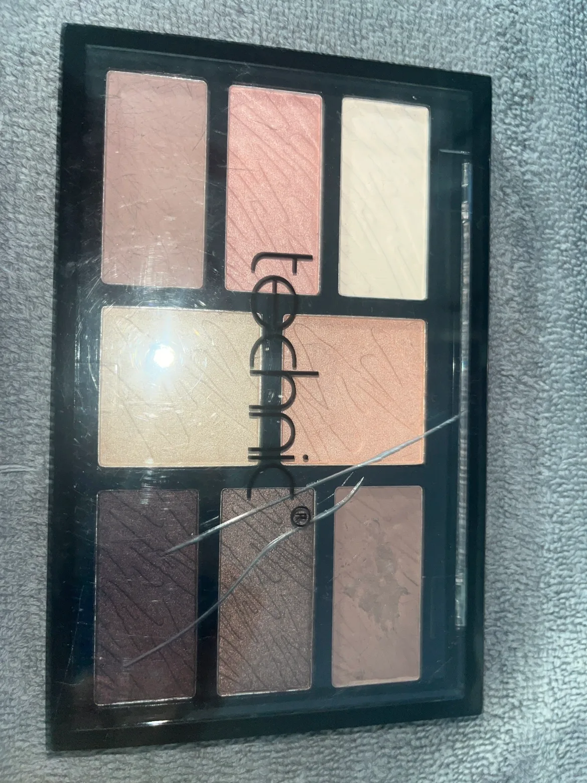 Technic Eyeshadow Palette thumbnail
