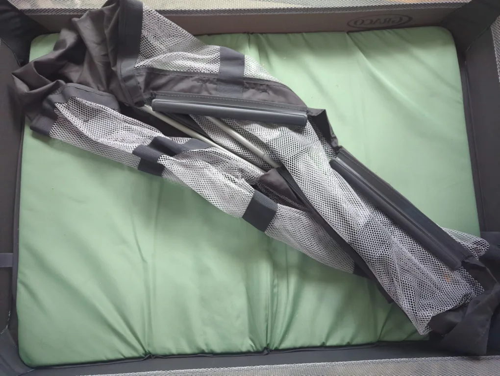 Graco Pack 'n Play and infant items image indicator(4)