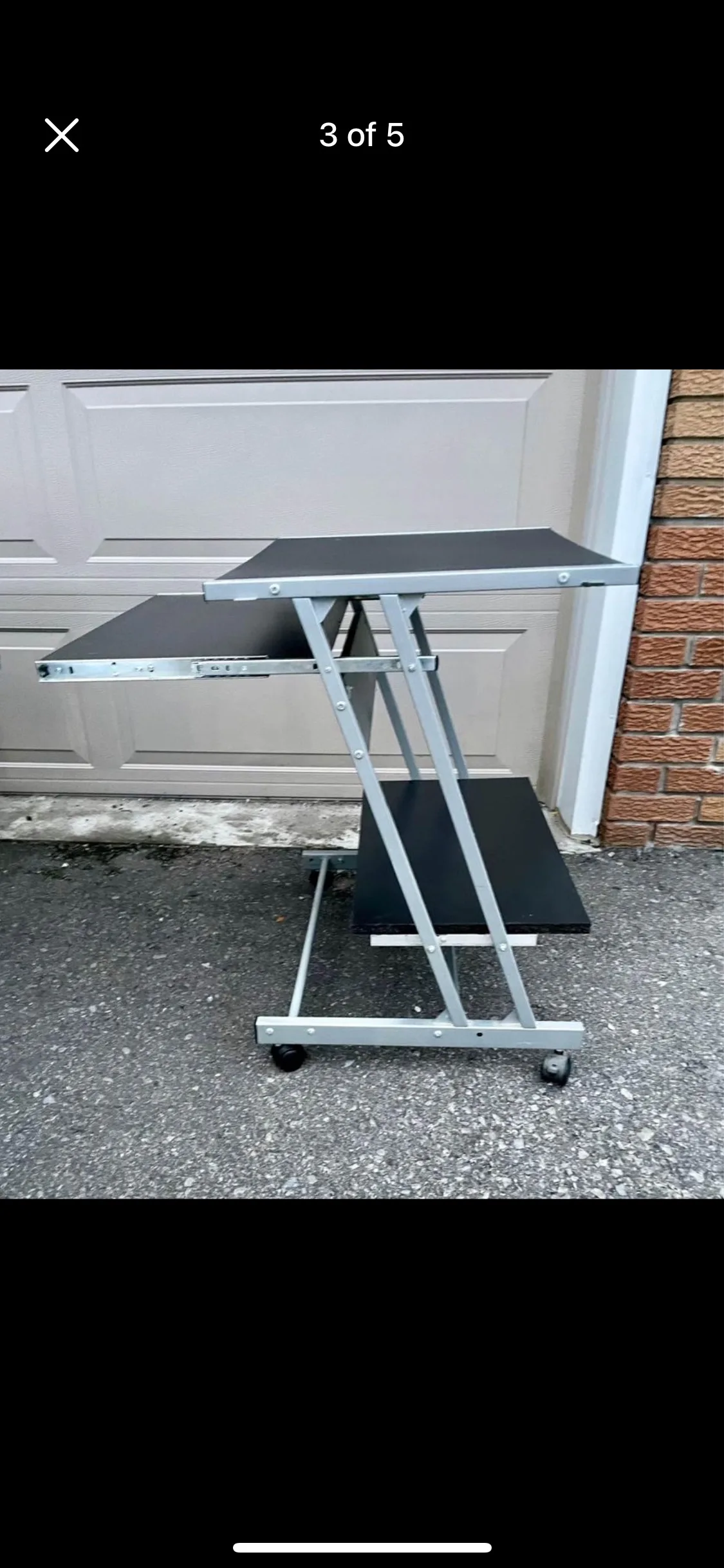 Black Computer Desk on Wheels image indicator(3)