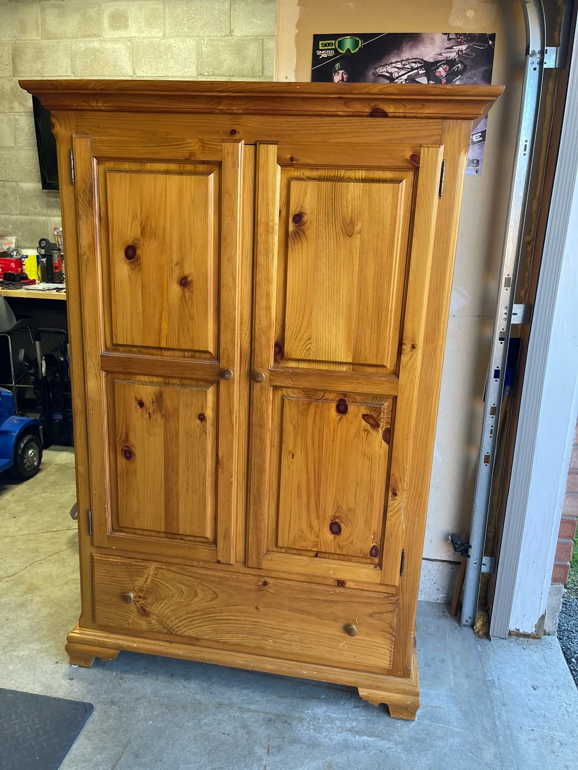 Wooden Cabinet image indicator(2)