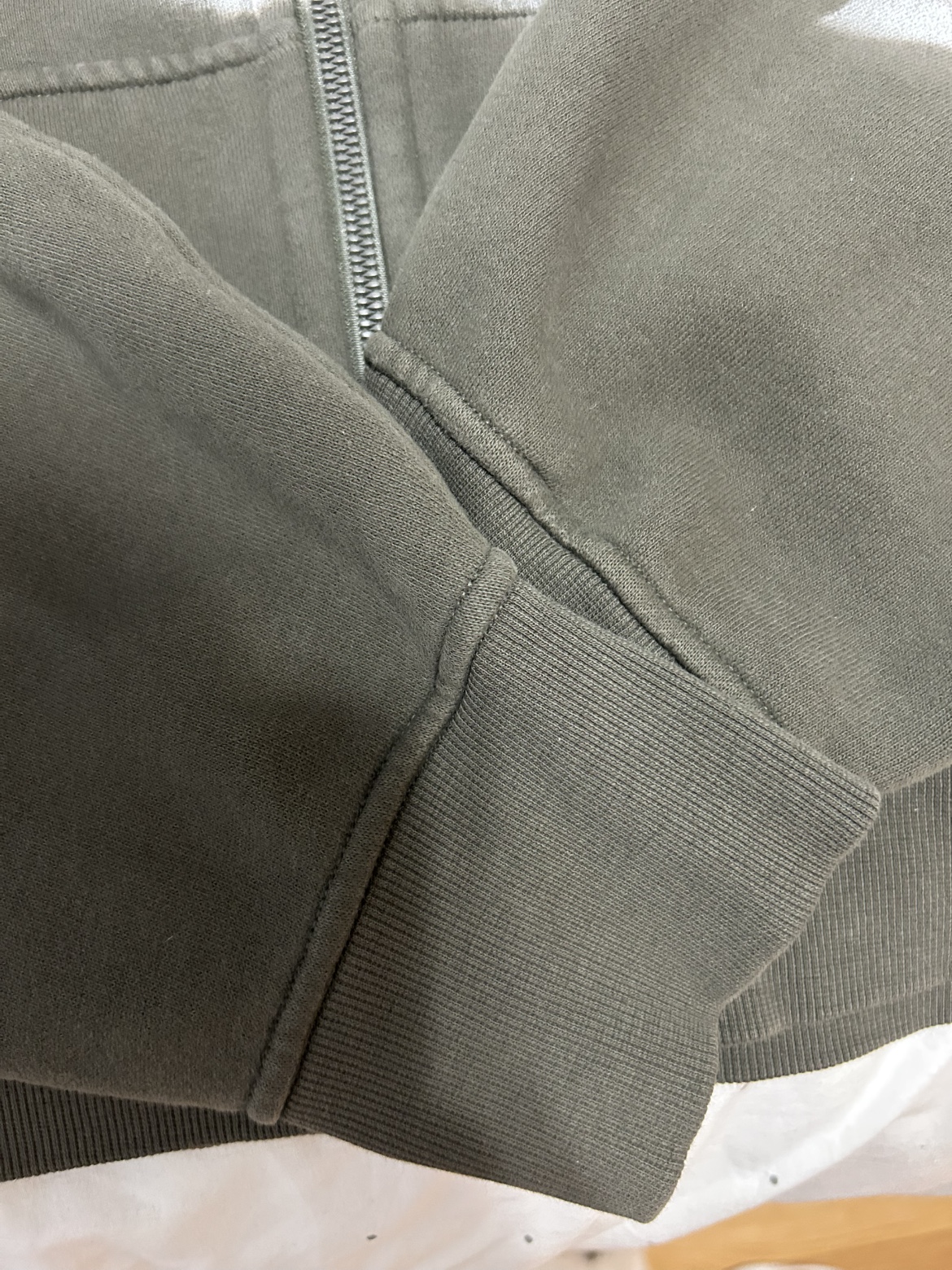 Lululemon Green Hoodie - photo 3