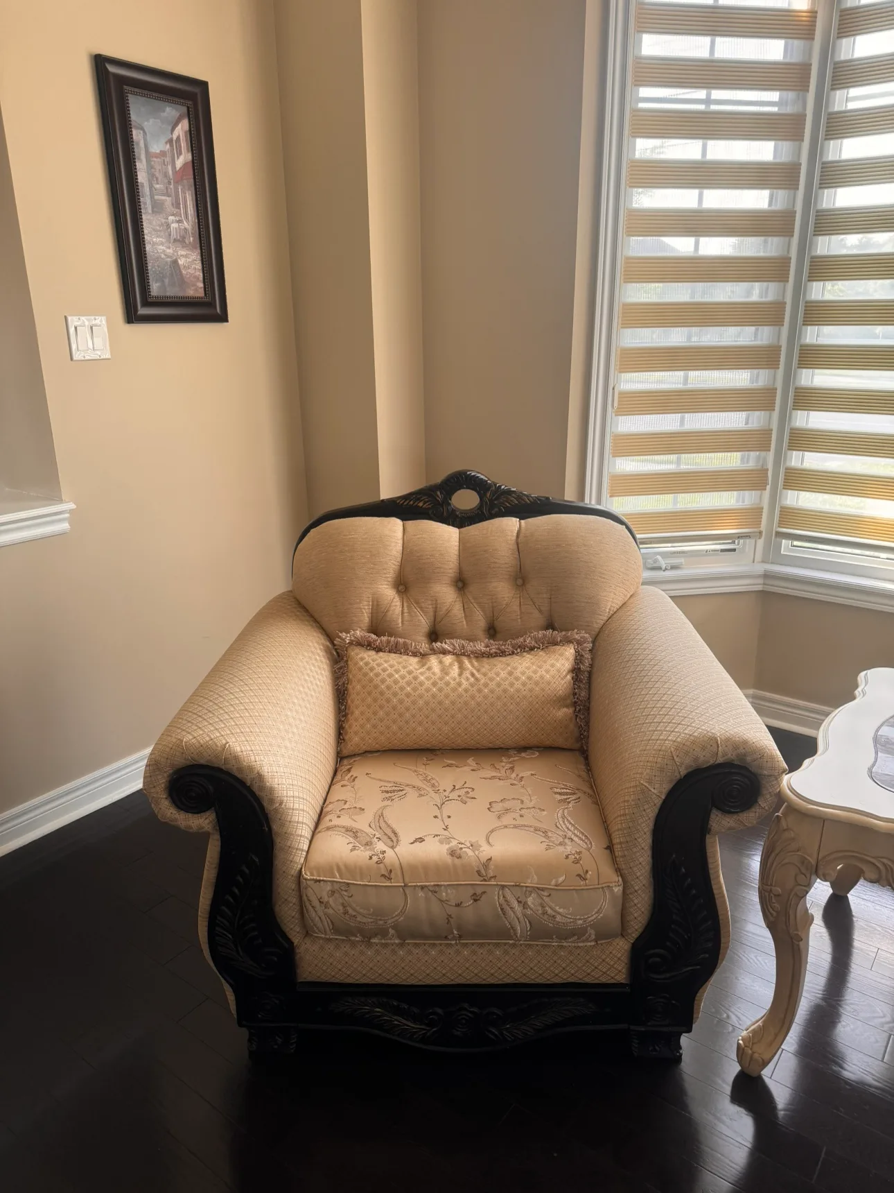 Living Room Furniture Set image indicator(3)