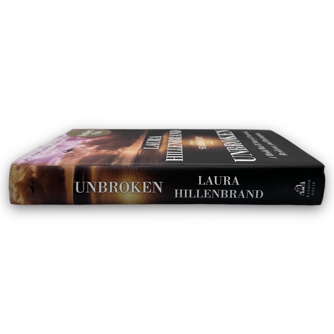 Unbroken: A World War II Story by Laura Hillenbrand - Hardcover - photo 3
