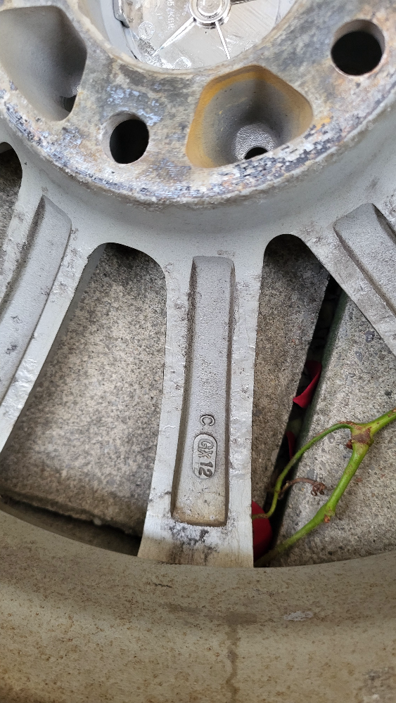 18 inch 5 spoke alloy wheels - photo 3