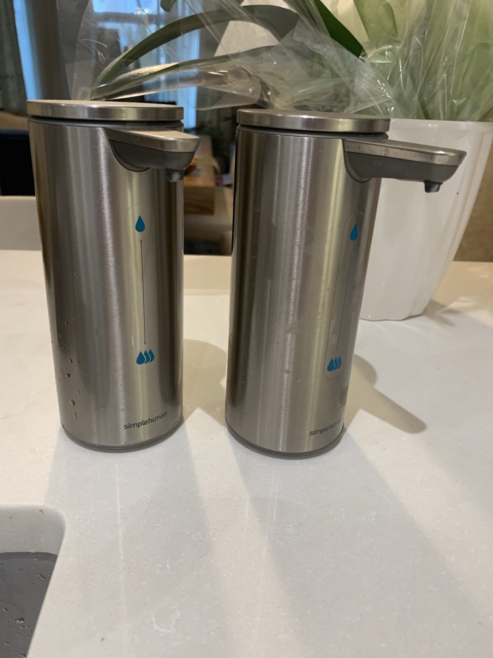 Automatic soap dispenser