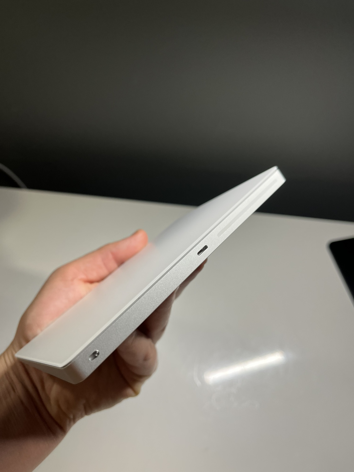 Apple Magic Trackpad - White/Silver - photo 4
