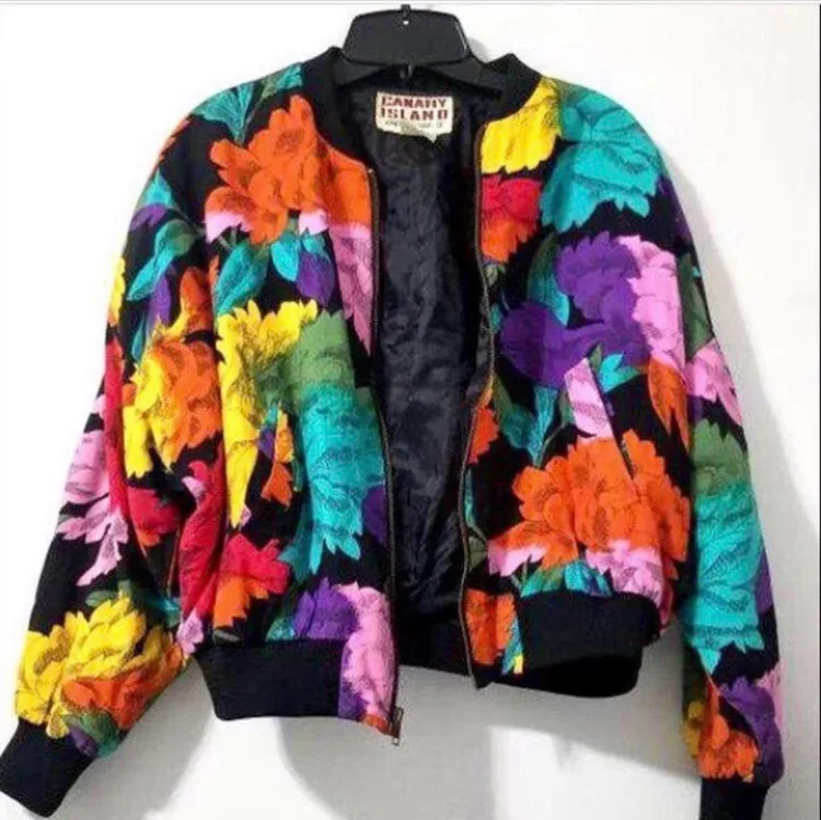 Vintage floral bomber  jacket image indicator(2)