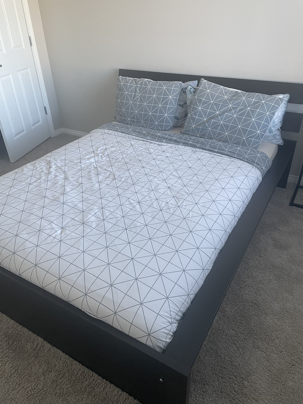 Queen Size Bed