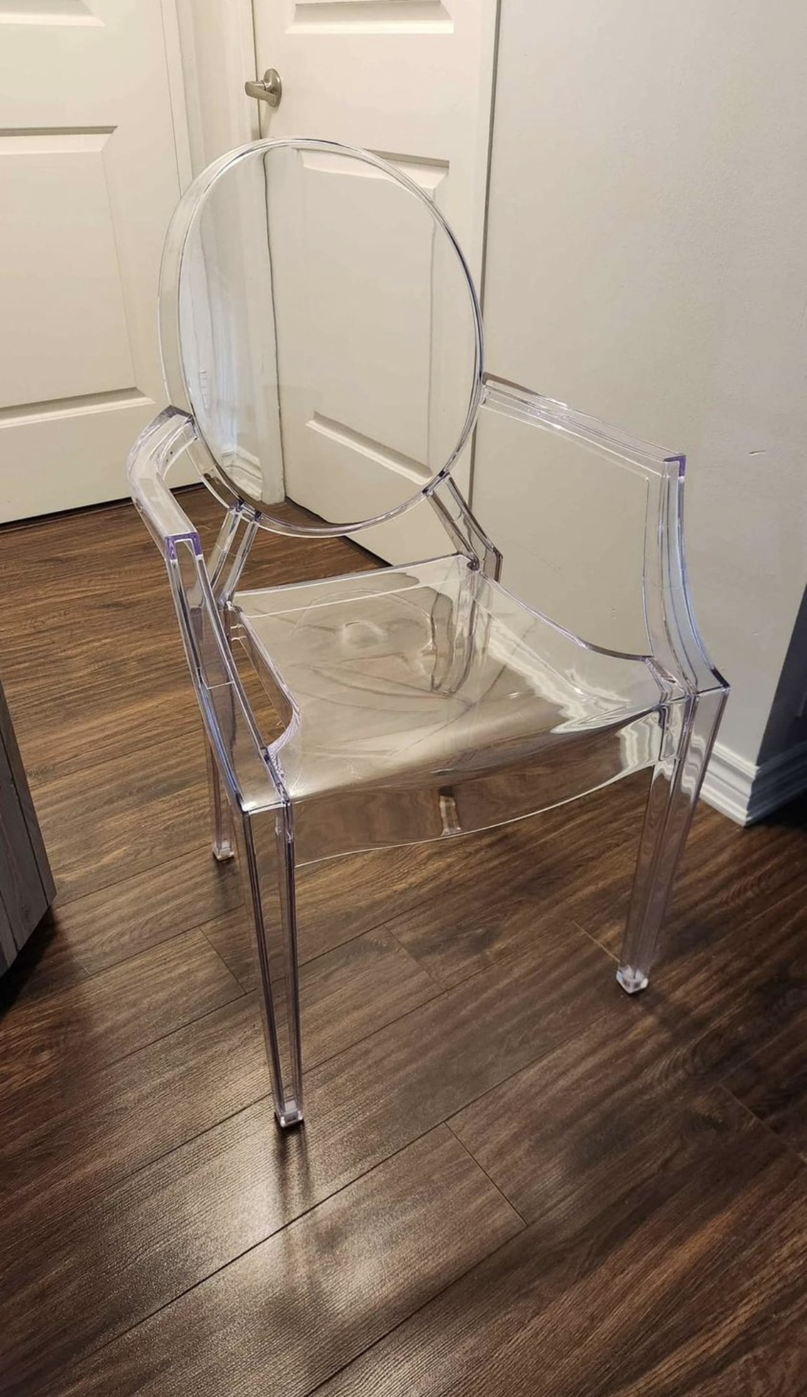 Clear Ghost Chair - photo 2