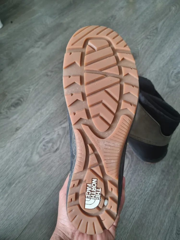 The North Face Women's Winter Boots image indicator(2)