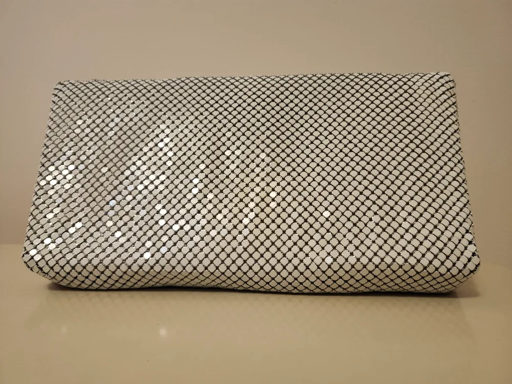 White Mesh Chain Evening Bag image indicator(3)