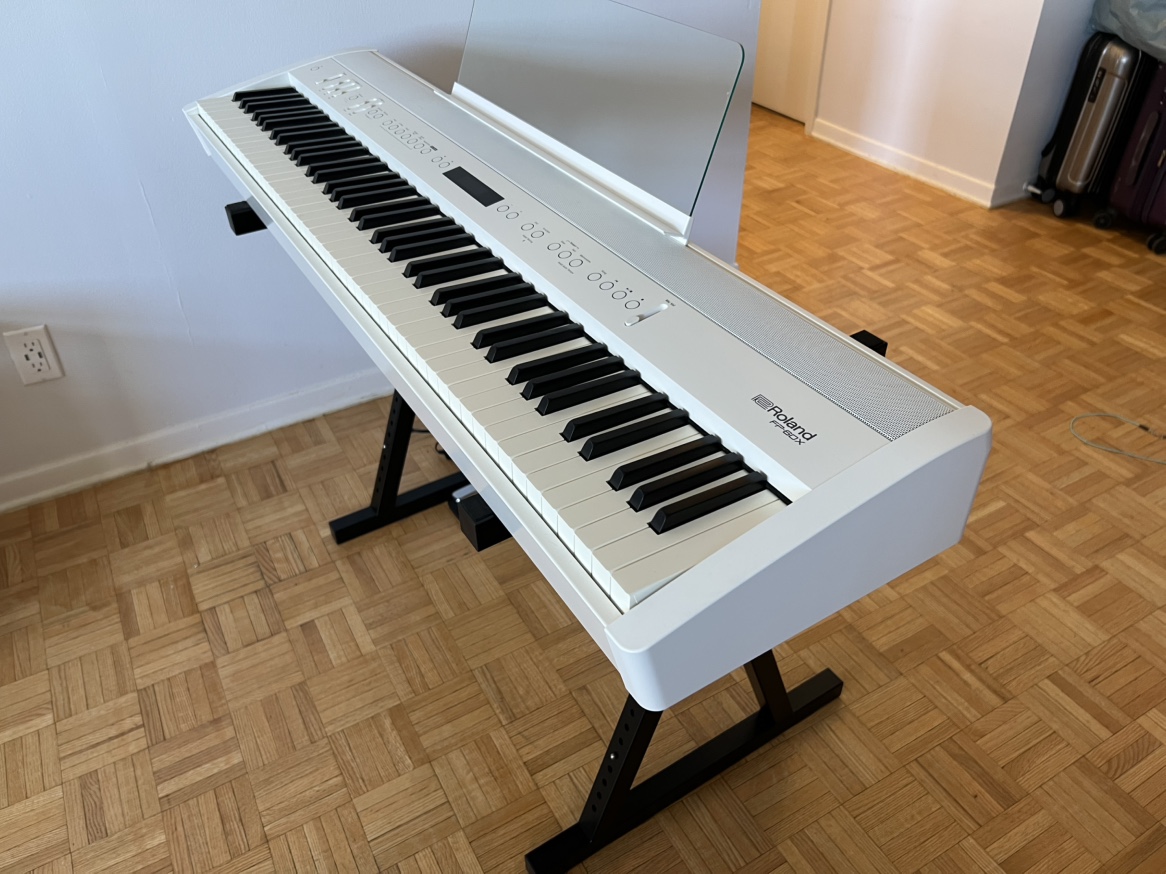 Roland FP-60x Digital Piano - photo 3