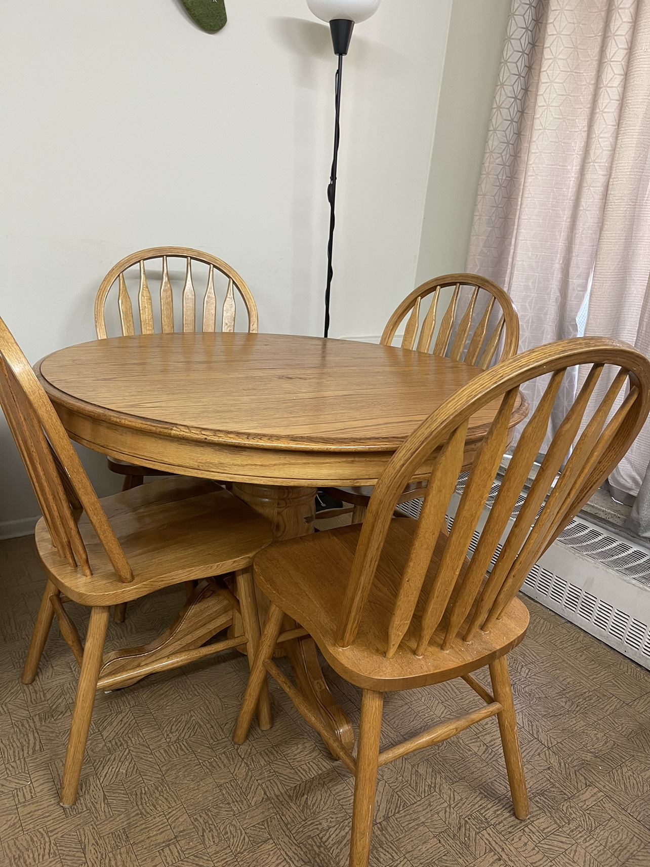Extendable Round Wood Table with 5 Chairs