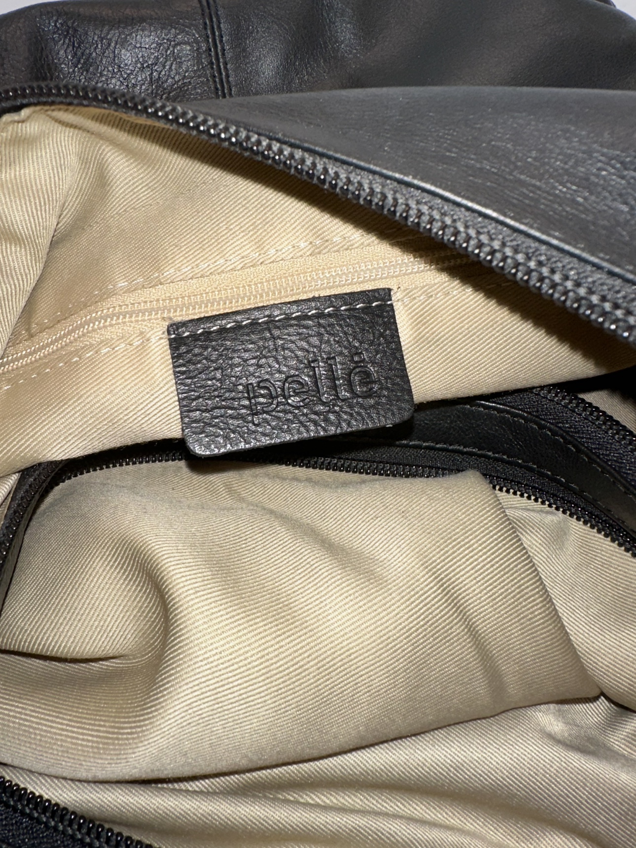 Bella Black Leather Handbag - photo 4