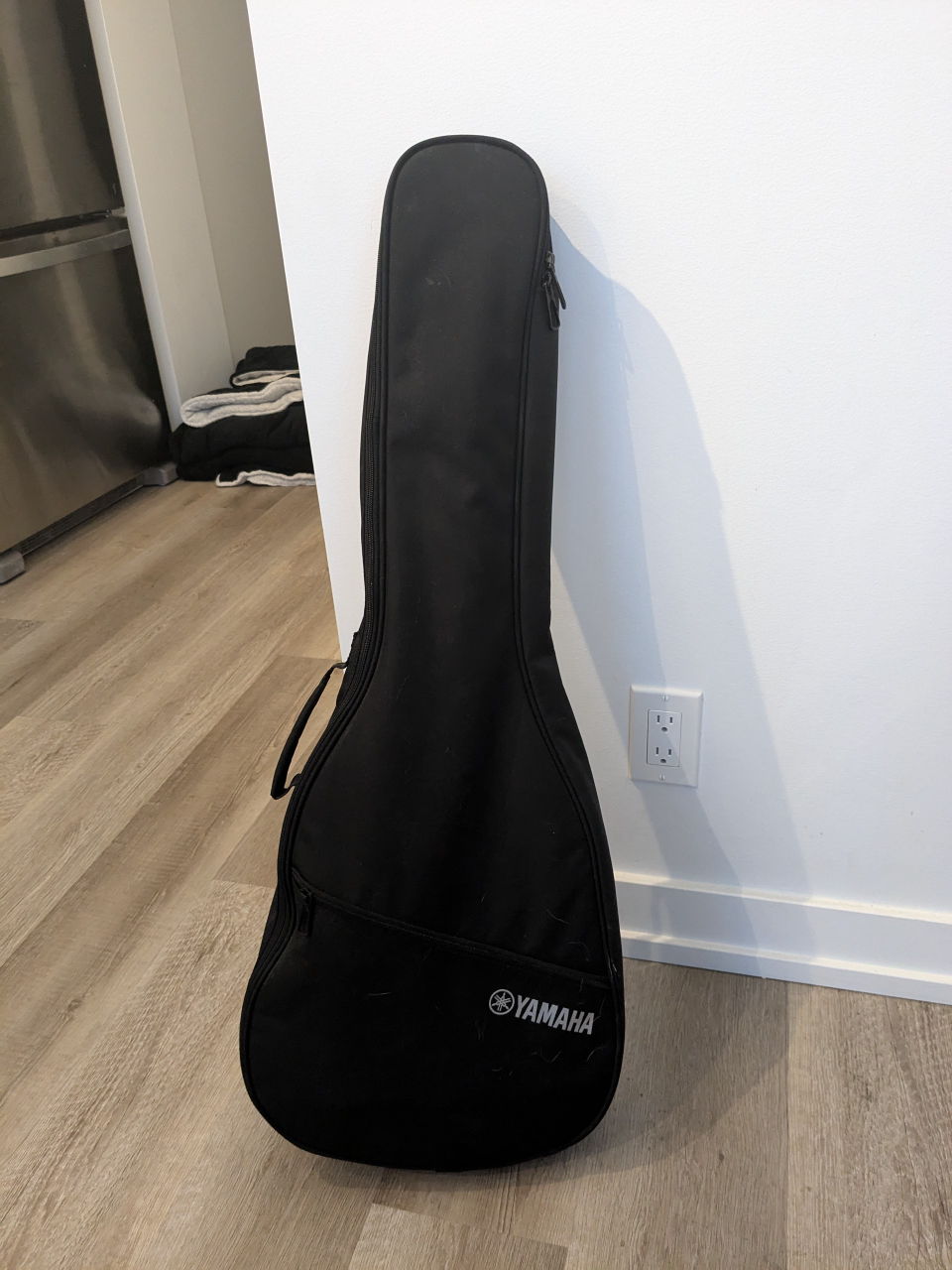 Yamaha Acoustic Travel Guitar - photo 2