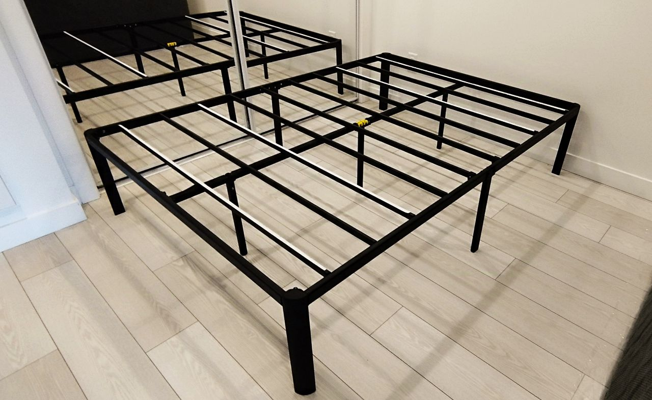 Metal Bed Frame / Size Full - photo 2