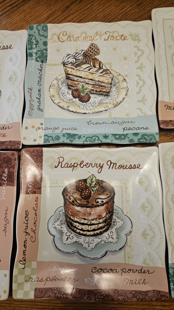 Set of 6 Dessert Plates - photo 2