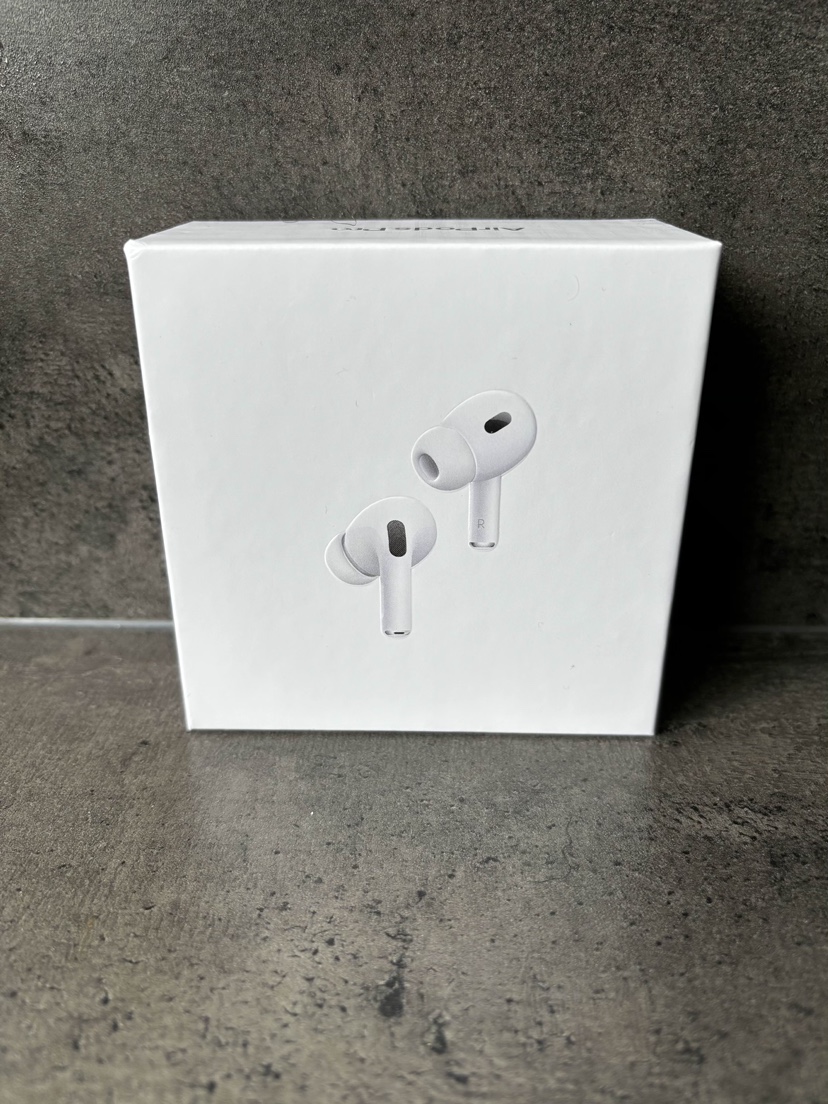 Apple AirPods Pro (Gen 1) - photo 5