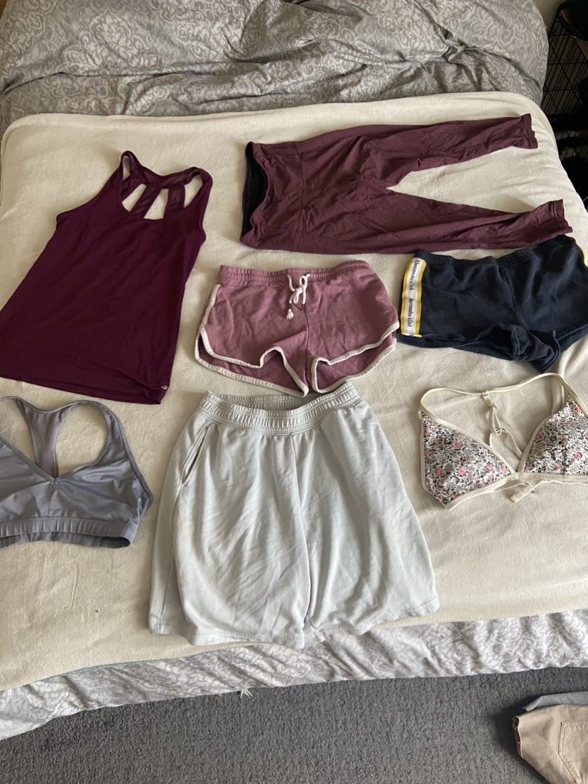 ✨FREE ✨ assorted athletic wear
