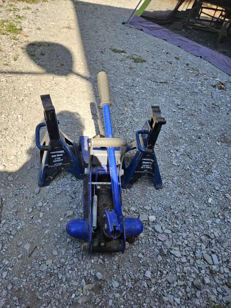 Certified 2 Ton Trolley Jack and 2   3 ton Axle Stands