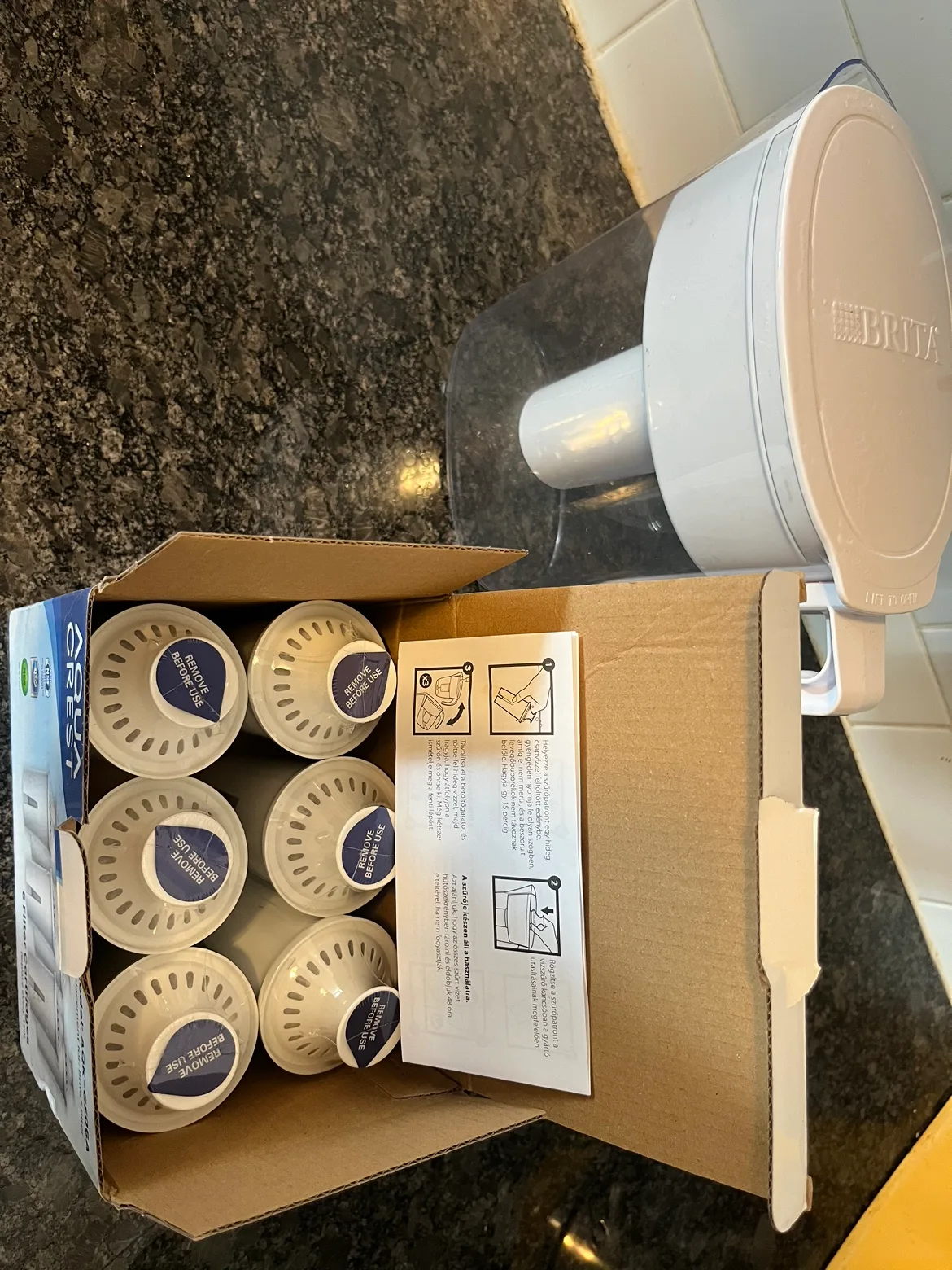 Brita Water Pitcher + Filters image indicator(5)