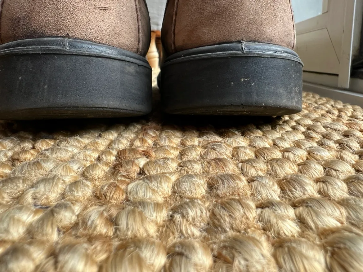 Blundstone Chelsea Boots size Aus 3 image indicator(7)