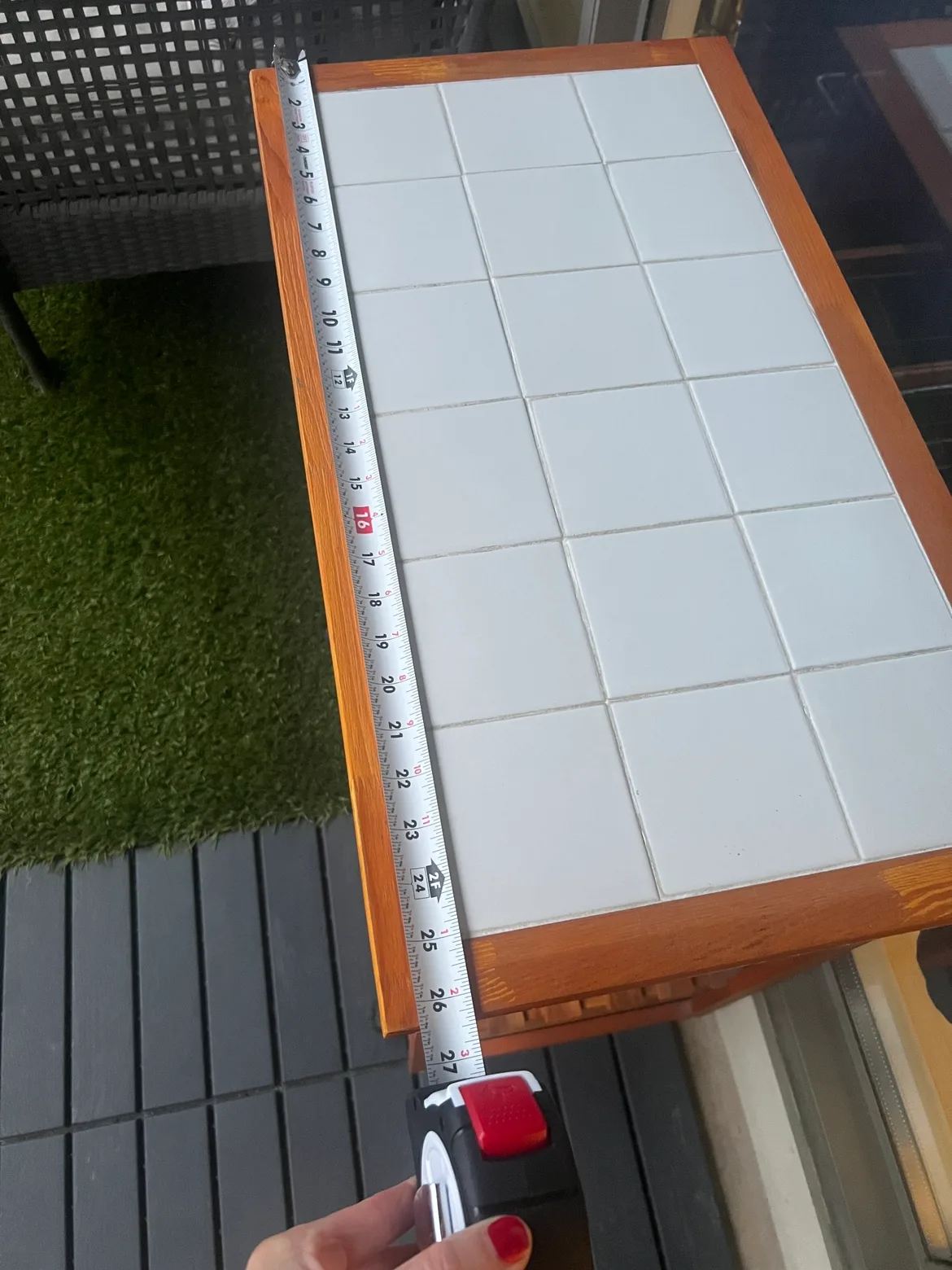 Wooden Bar Cart on Wheels - Tile surface image indicator(8)