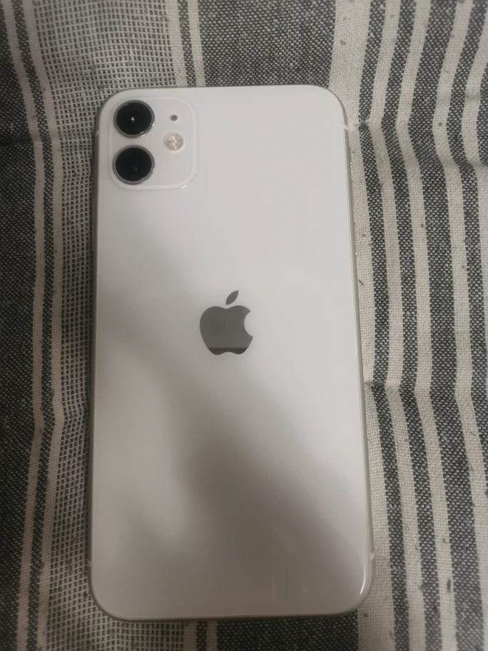 iPhone 11 64GB White - Unlocked