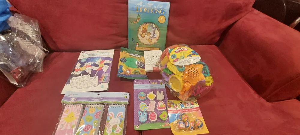Kid's Craft and Play Activities Bundle thumbnail