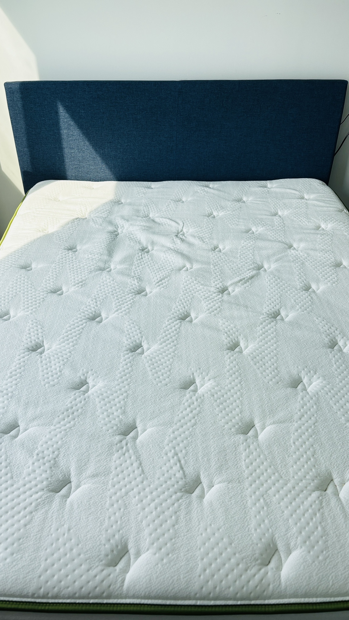 Novilla Queen size mattress - photo 3