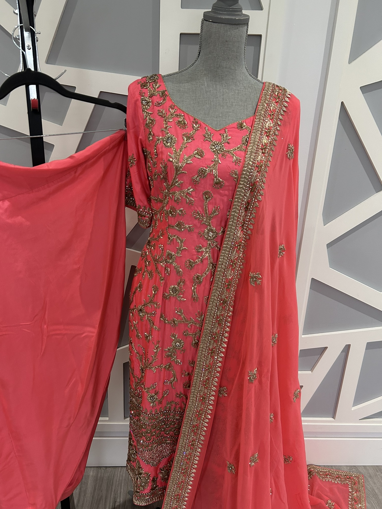 Pink Embroidered Salwar Kameez Suit - photo 2
