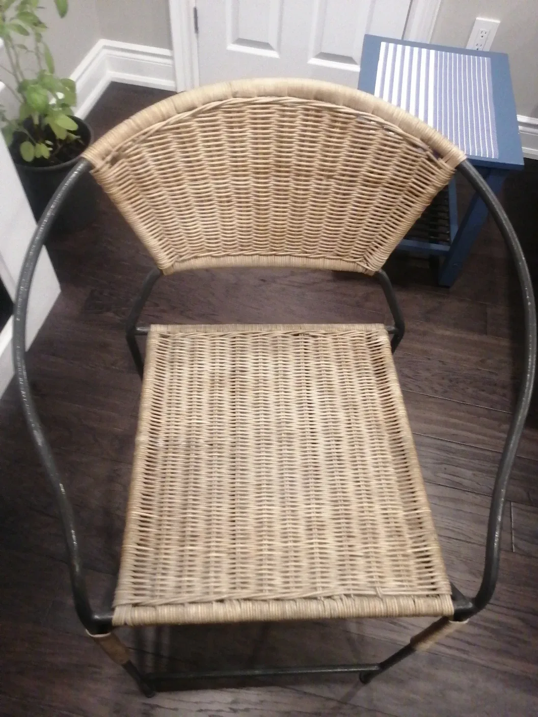 Wicker Bar Stool image indicator(7)