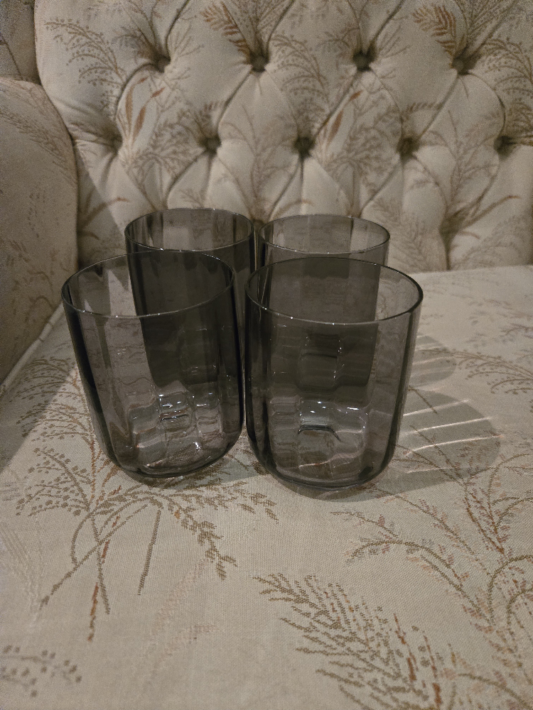 Set of 4 Glasses