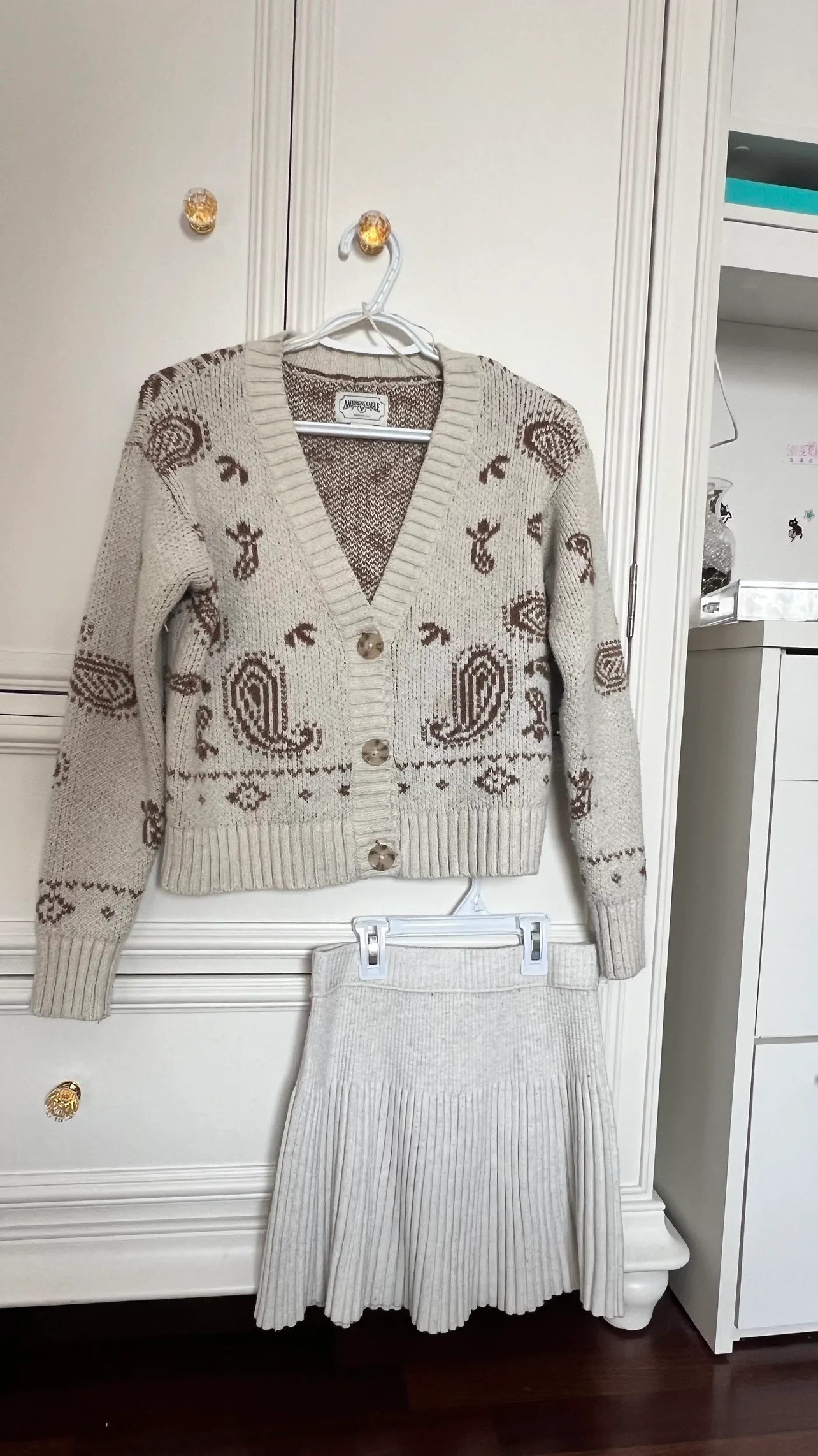 American Eagle image indicator(6)