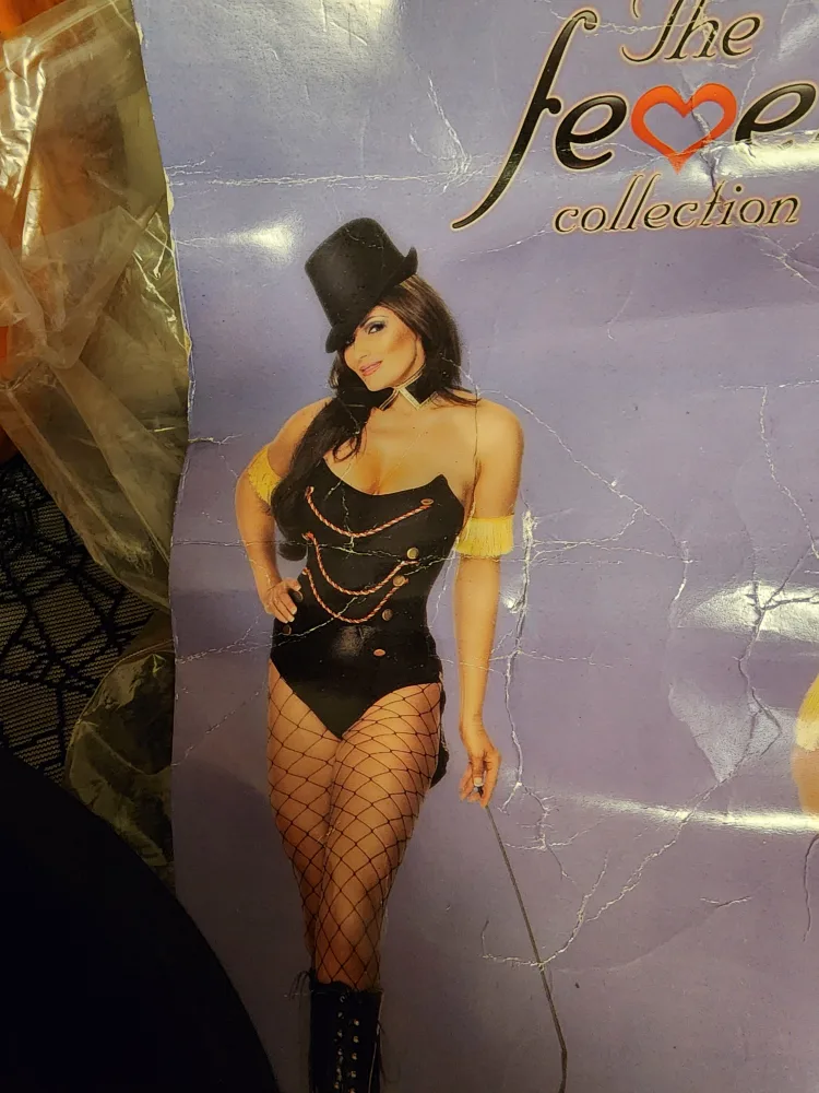 SEXY HALLOWEEN 🎃 image indicator(2)