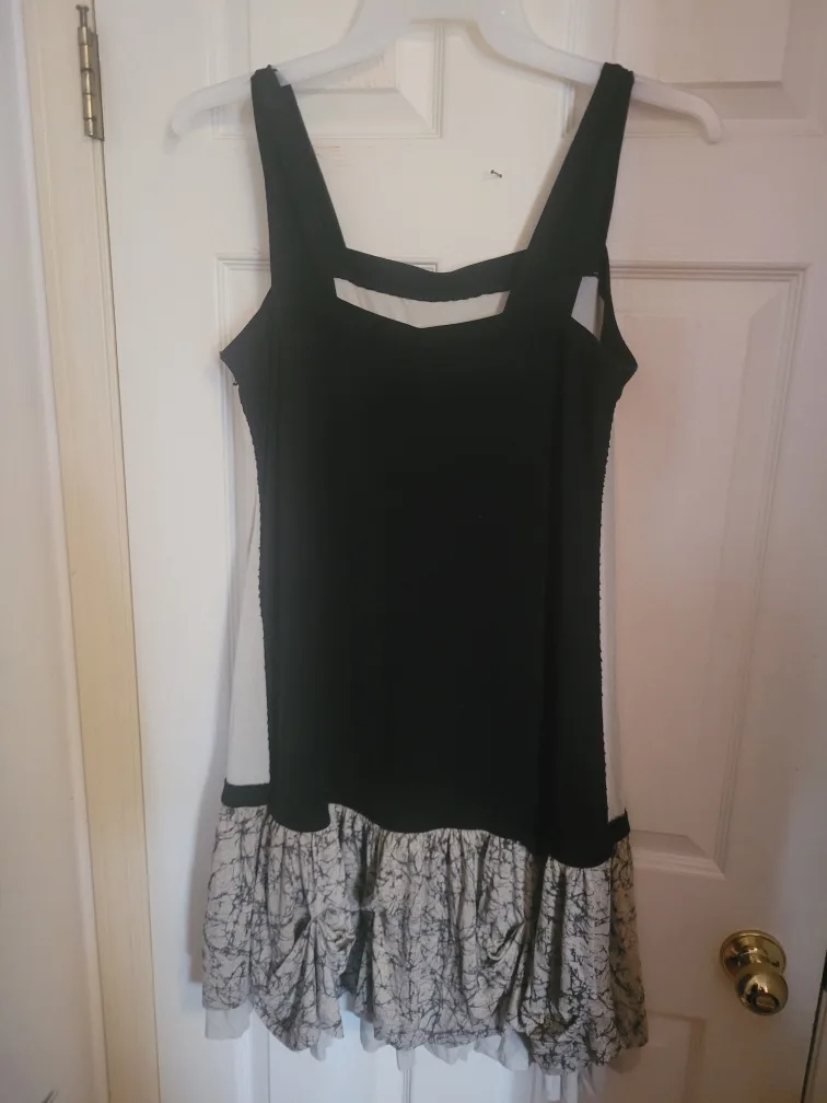 #Freecycle#White Tank dress with Black Trim & Fringe#freecycle# image indicator(2)