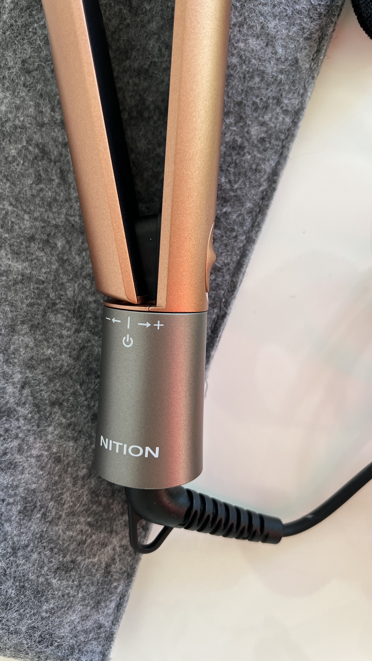 Nition Hair Straightener - photo 3