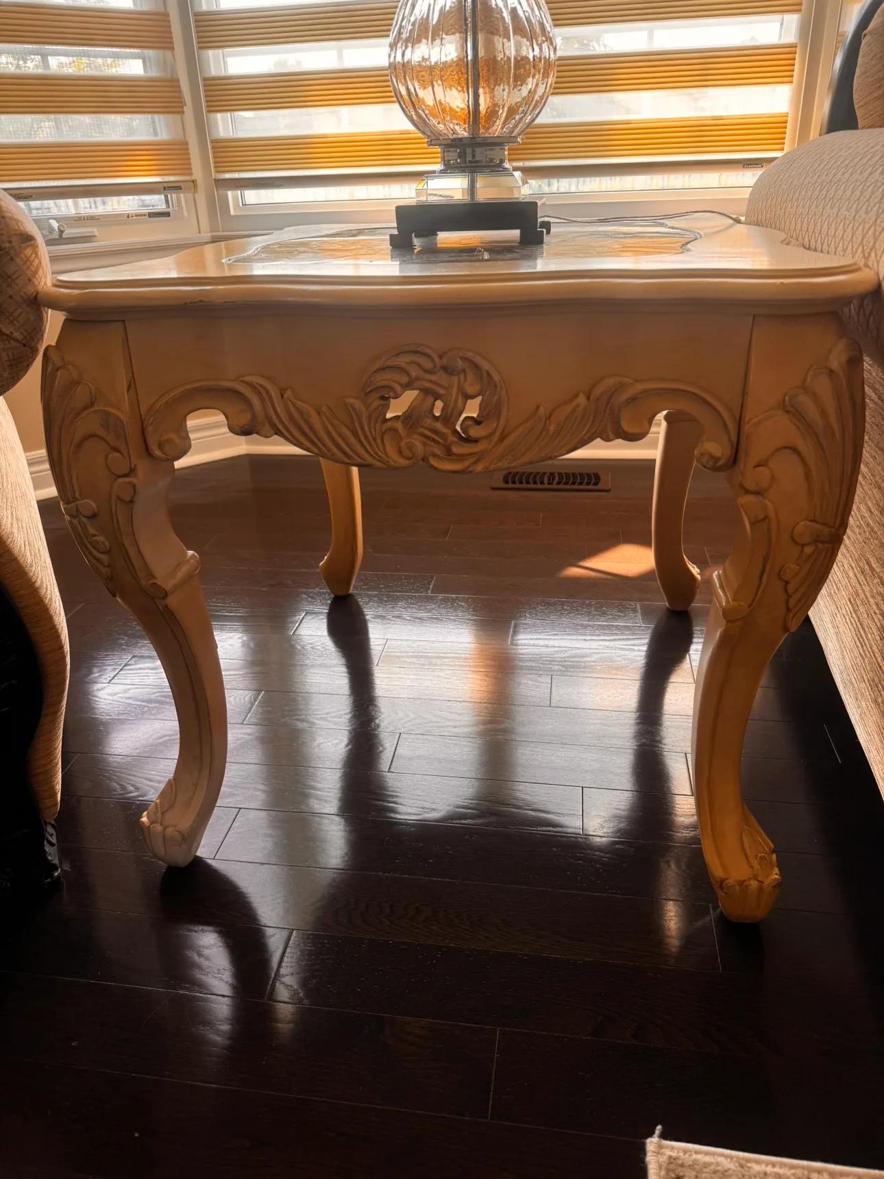 Living Room Furniture Set image indicator(4)