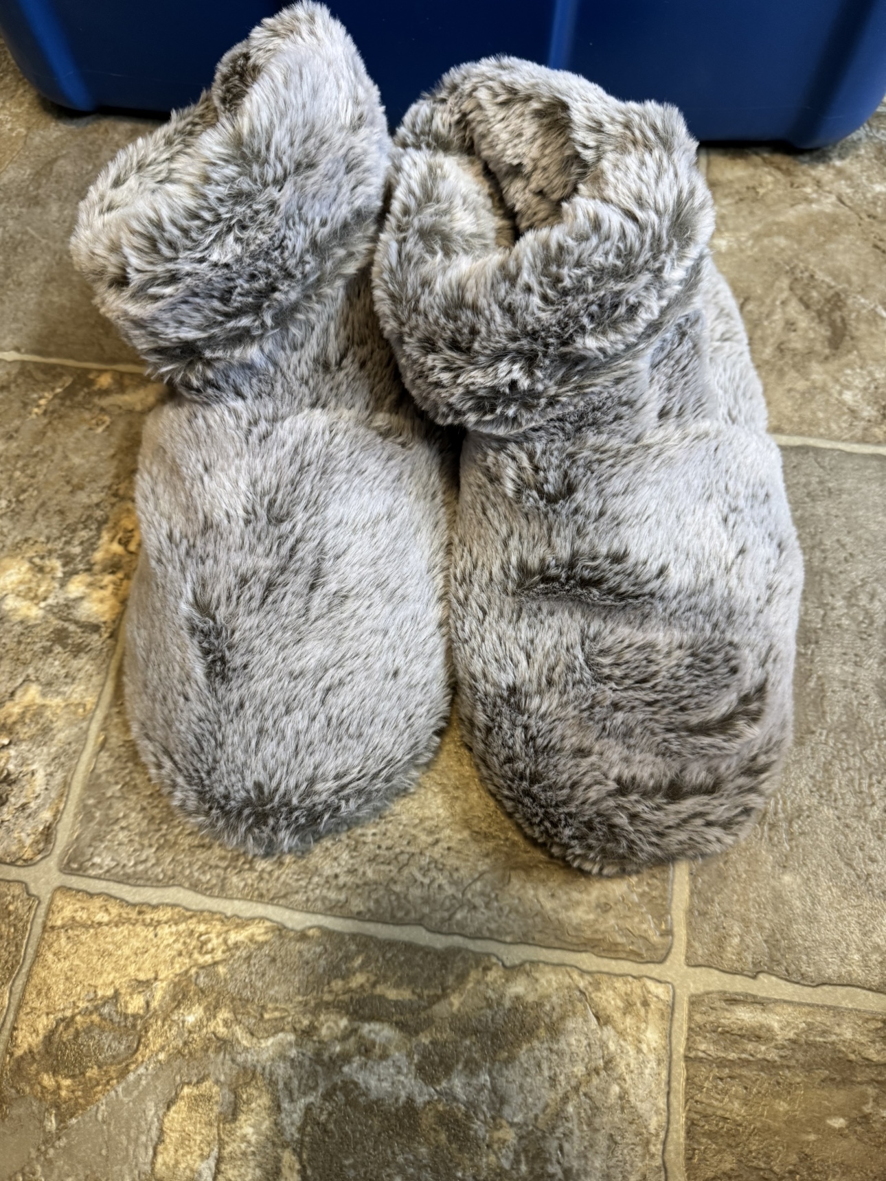 Grey Furry Slippers with heating pack insert - photo 2