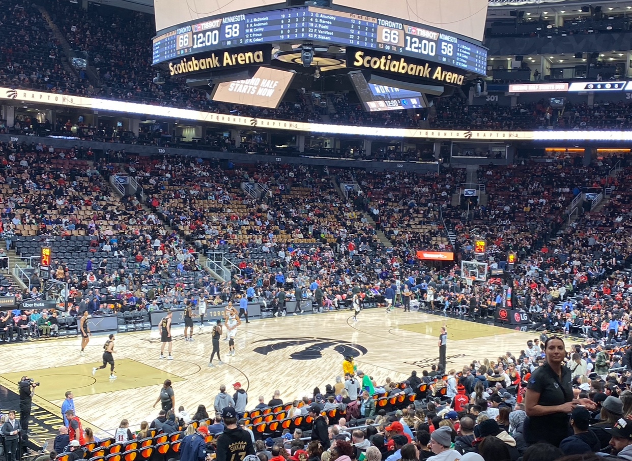Toronto Raptors vs Denver Nuggets - Oct 28 - photo 2